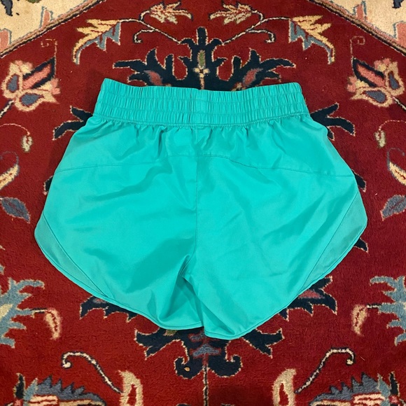 Athletic Bali Breeze Green Shorts - Picture 4 of 5